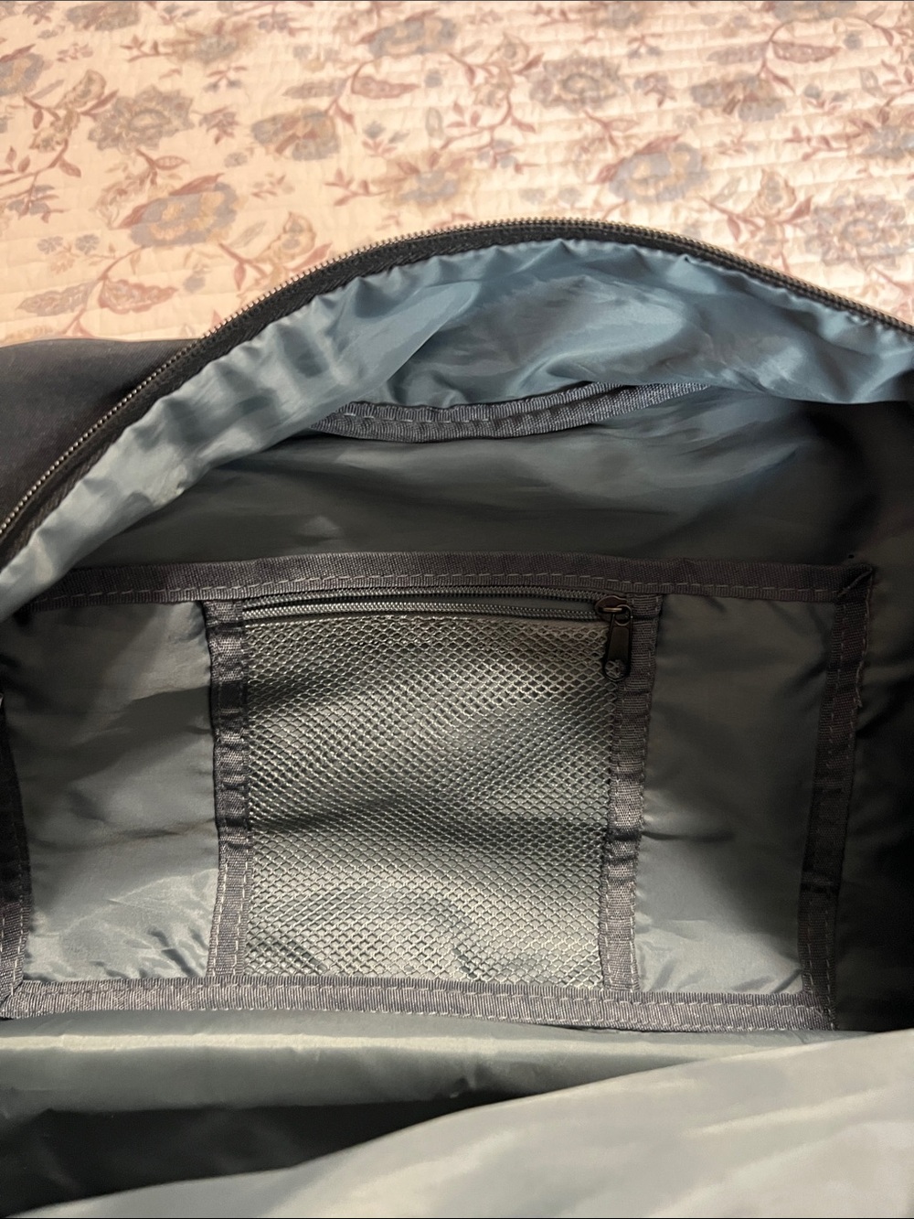 GAIAM Bag - Picture 5 of 7